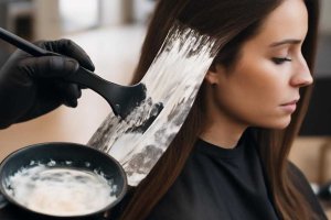Самостоятельное осветление волос без ожога кожи и ломкости длины