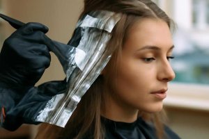 Комплексный уход за окрашенными волосами без потери цвета и плотности