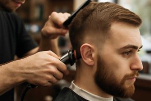 Стрижки, которые смягчают круглые черты после 50